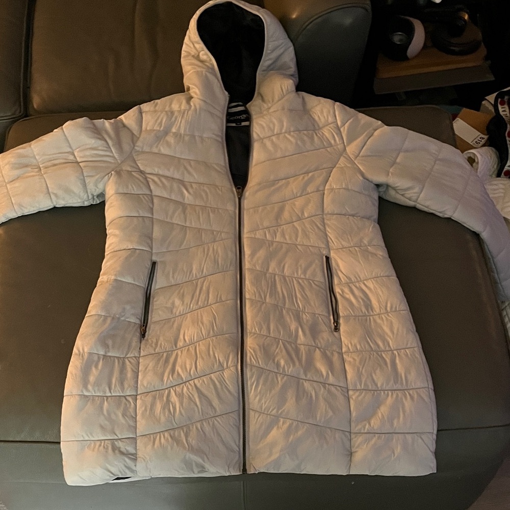 George Women's Light Gray Quilted Puffer Jacket